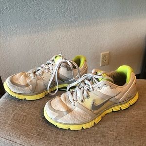 NIKE Crosstrainer Tennis Shoes Running Shoes